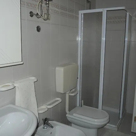 Spacious With Terrace And Pool In Apartamento Bibione