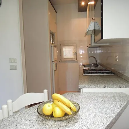 Spacious With Terrace And Pool In Appartement