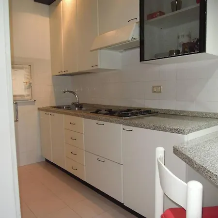 Spacious With Terrace And Pool In Appartement *